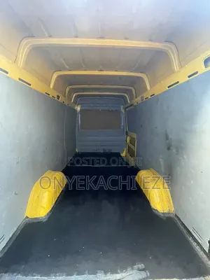 Volkswagen LT 2005 Yellow