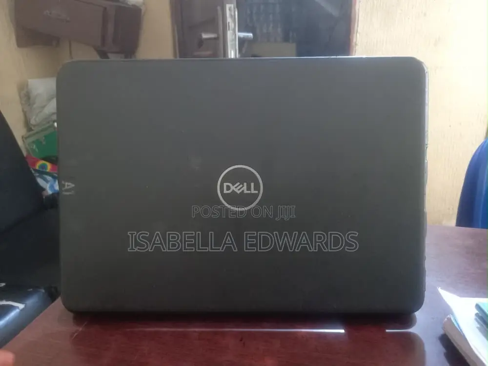 Laptop Dell Latitude 3380 4GB Intel Core i3 HDD 500GB