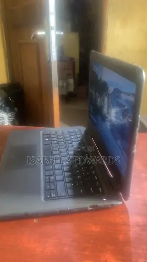 Laptop Dell Latitude 3380 4GB Intel Core i3 HDD 500GB