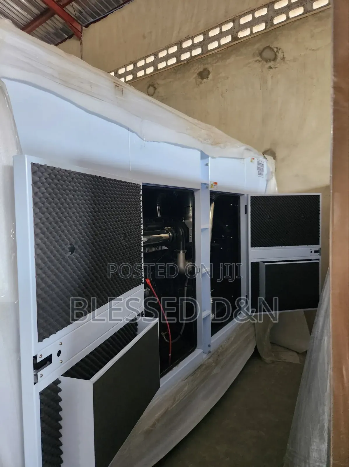 650kva Perkins Soundproof Diesel Engine