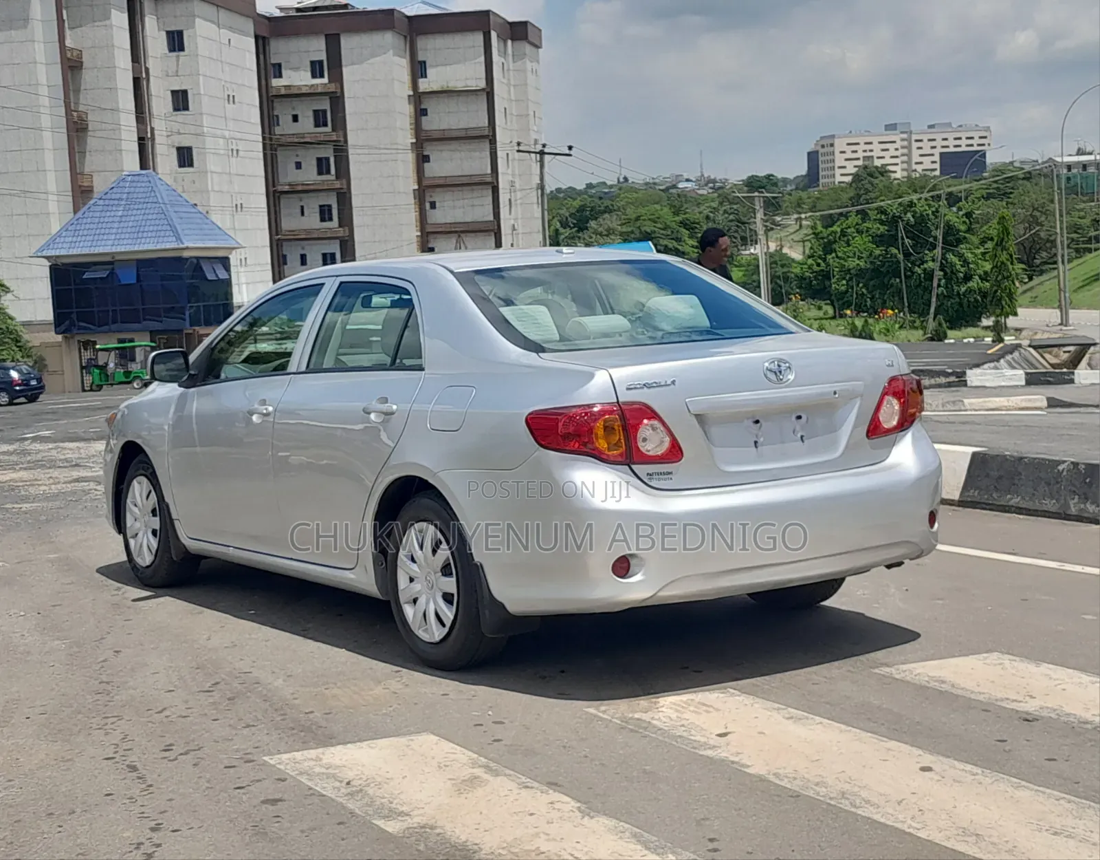 Toyota Corolla 2010 Silver
