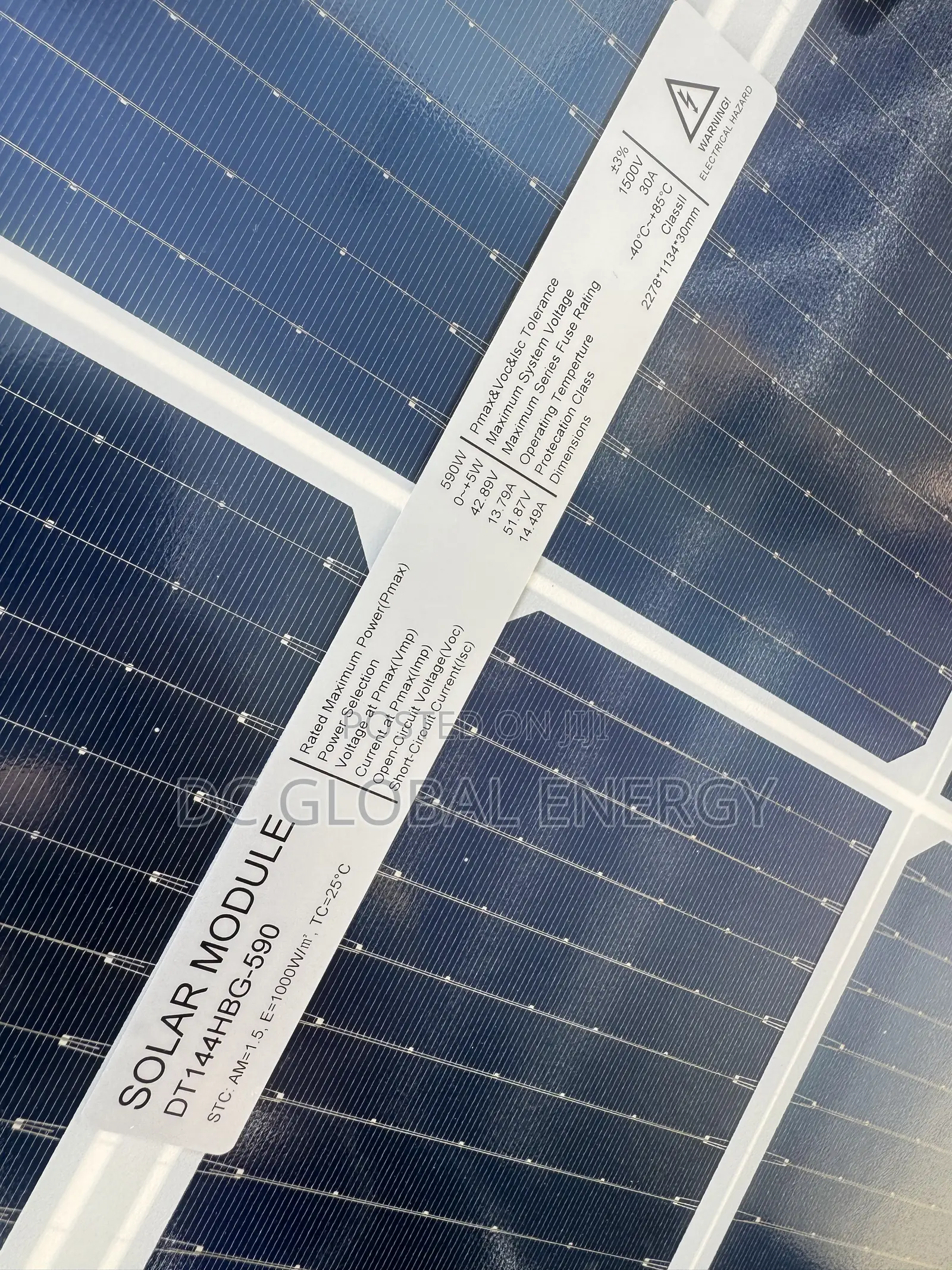 590w Solar Panel
