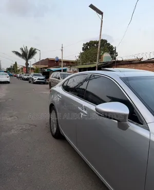 Lexus ES 2013 Silver