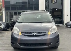 Toyota Sienna CE AWD 2008 Gray