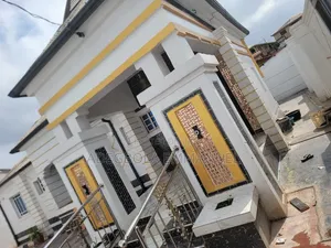 Furnished 5bdrm Bungalow in Akingbade, Alakia for sale
