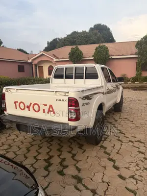 Toyota Hilux 2.0 VVT-i 2012 White