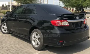 Toyota Corolla 2011 Black