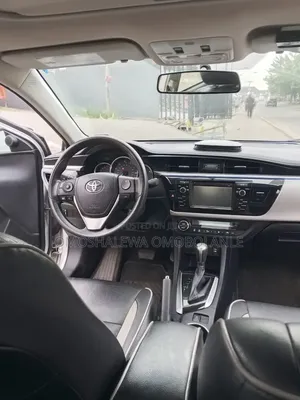 Toyota Corolla LE 2026 Silver
