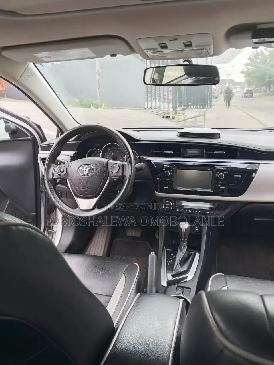 Toyota Corolla LE 2026 Silver