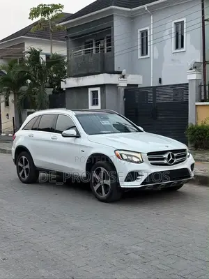 Mercedes-Benz GLC-Class 2016 White