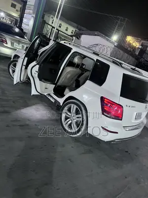 Mercedes-Benz GLK-Class 350 4MATIC 2013 White