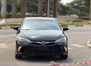 Toyota Camry 2016 Black
