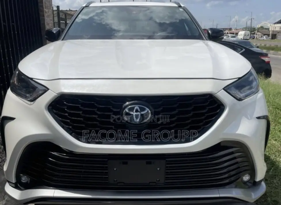 Toyota Highlander 2022 White