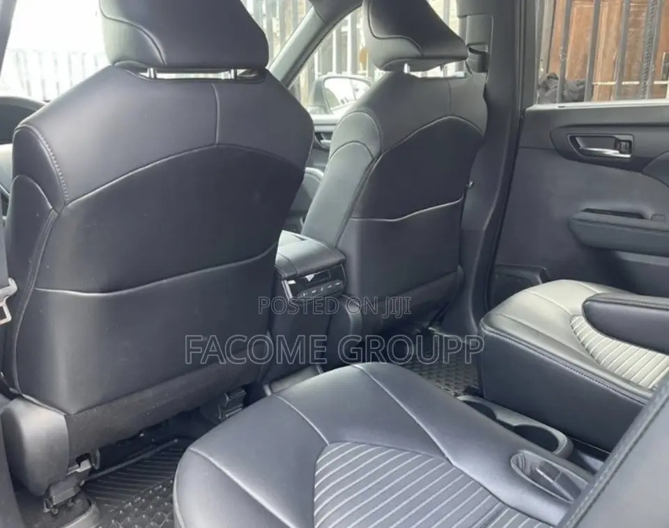 Toyota Highlander 2022 White