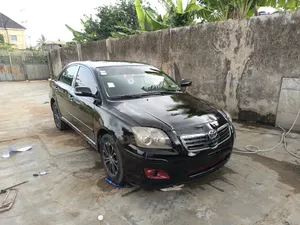 Sharp Toyota Avensis