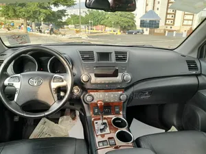 Toyota Highlander SE 2012 Silver