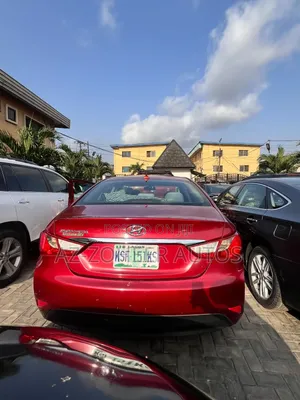 Hyundai Sonata 2014 Red
