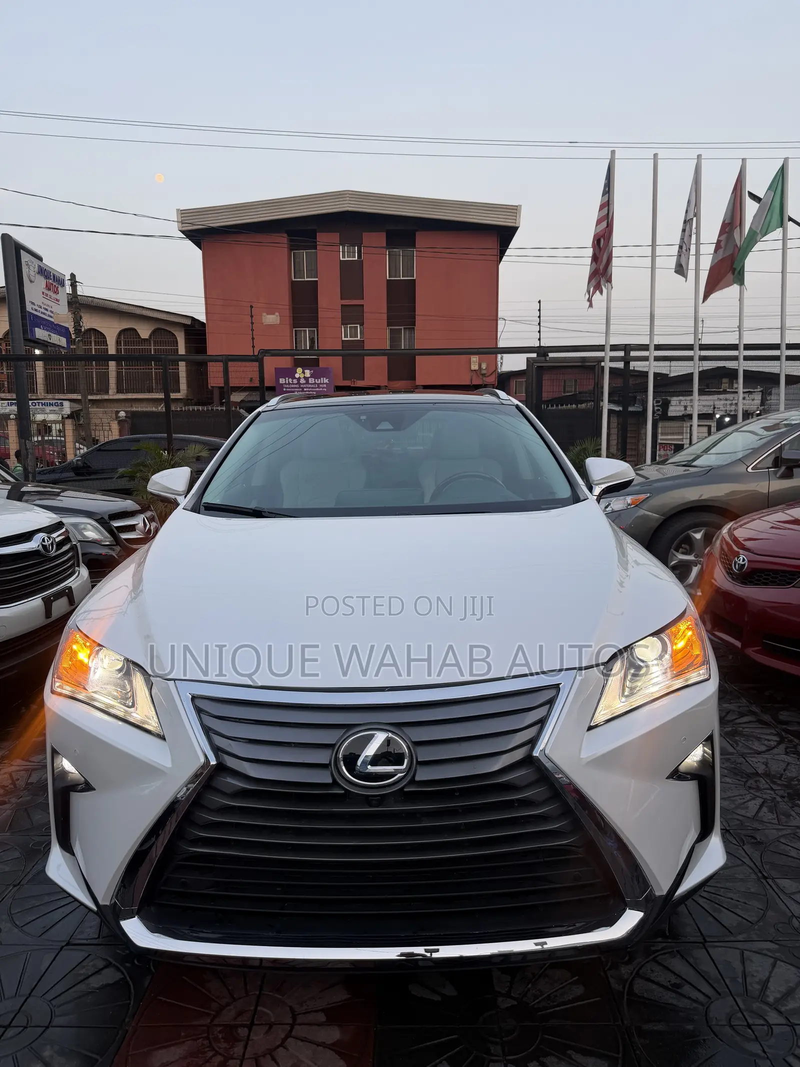 Lexus RX 450H AWD 2017 White