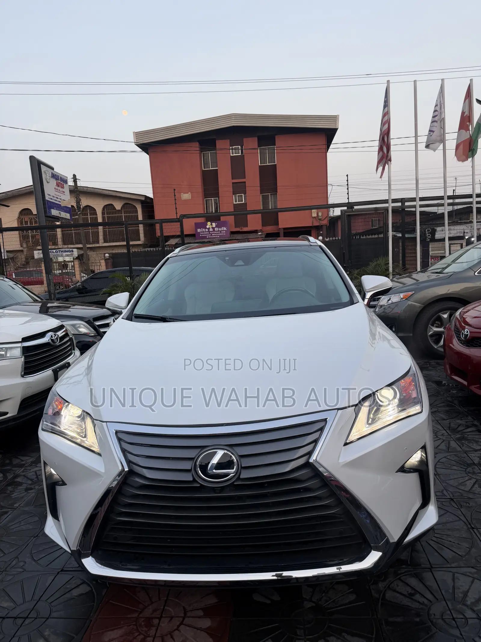 Lexus RX 450H AWD 2017 White
