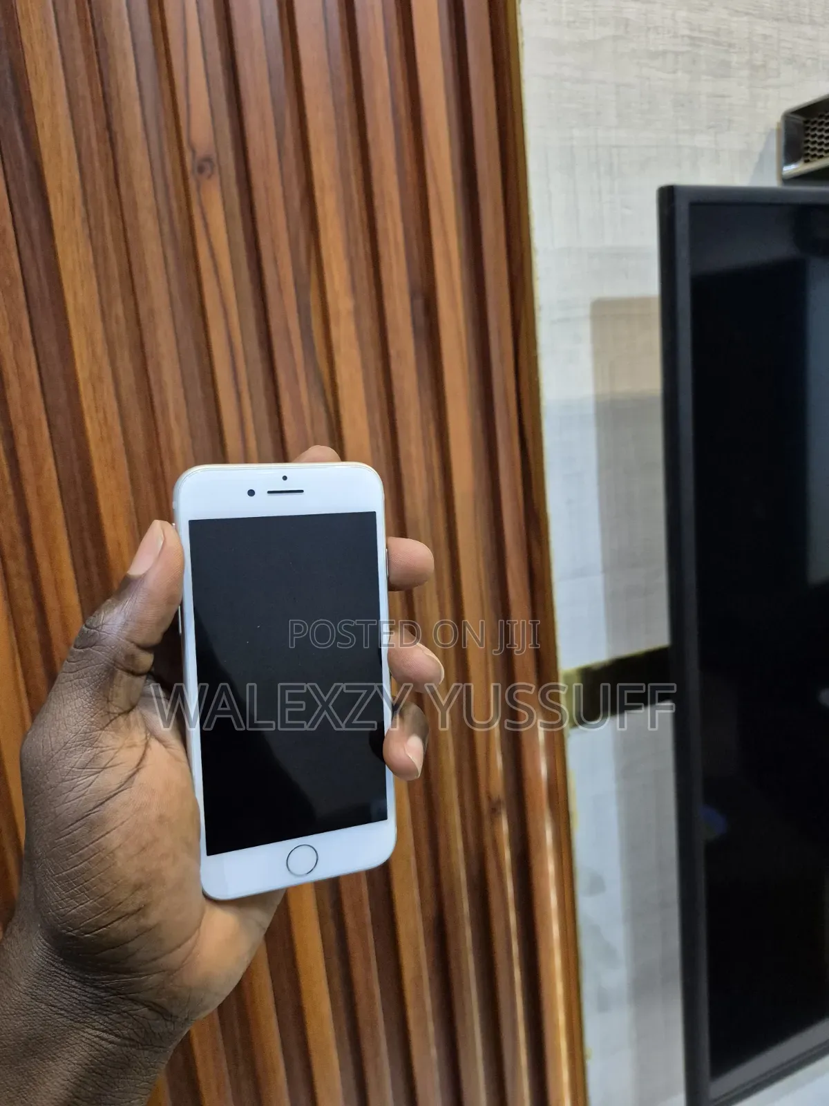 Apple iPhone 8 64 GB White