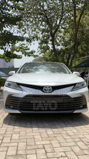 Toyota Camry 2023 White