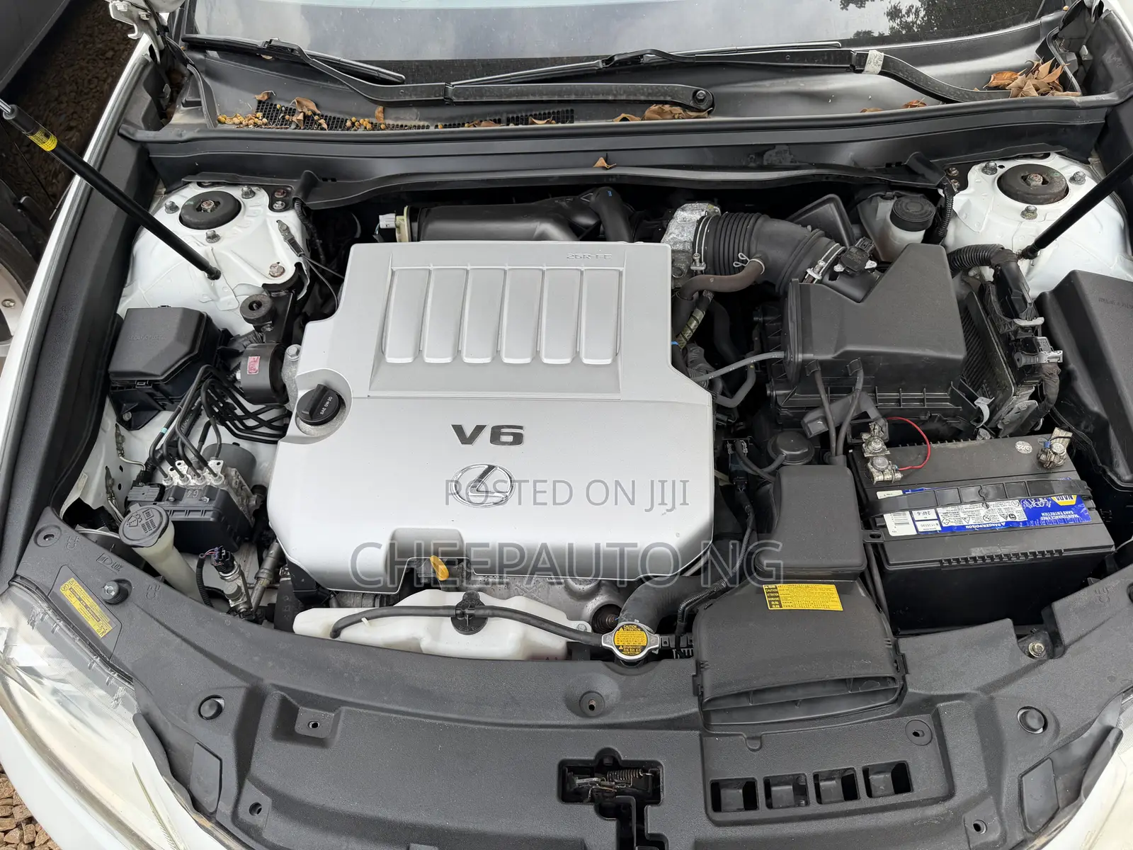 Lexus ES 350 FWD 2014 White