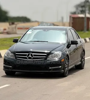 Mercedes-Benz C300 2013 Black