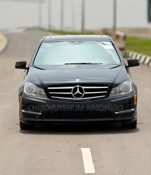 Mercedes-Benz C300 2013 Black