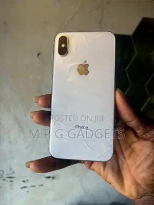 Apple iPhone X 64 GB White