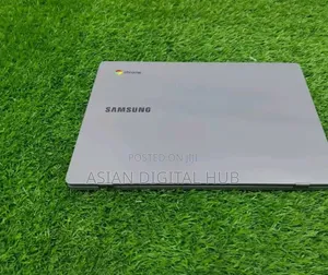 New Laptop Samsung Chromebook Pro 8GB Intel Core i5 SSD 500GB