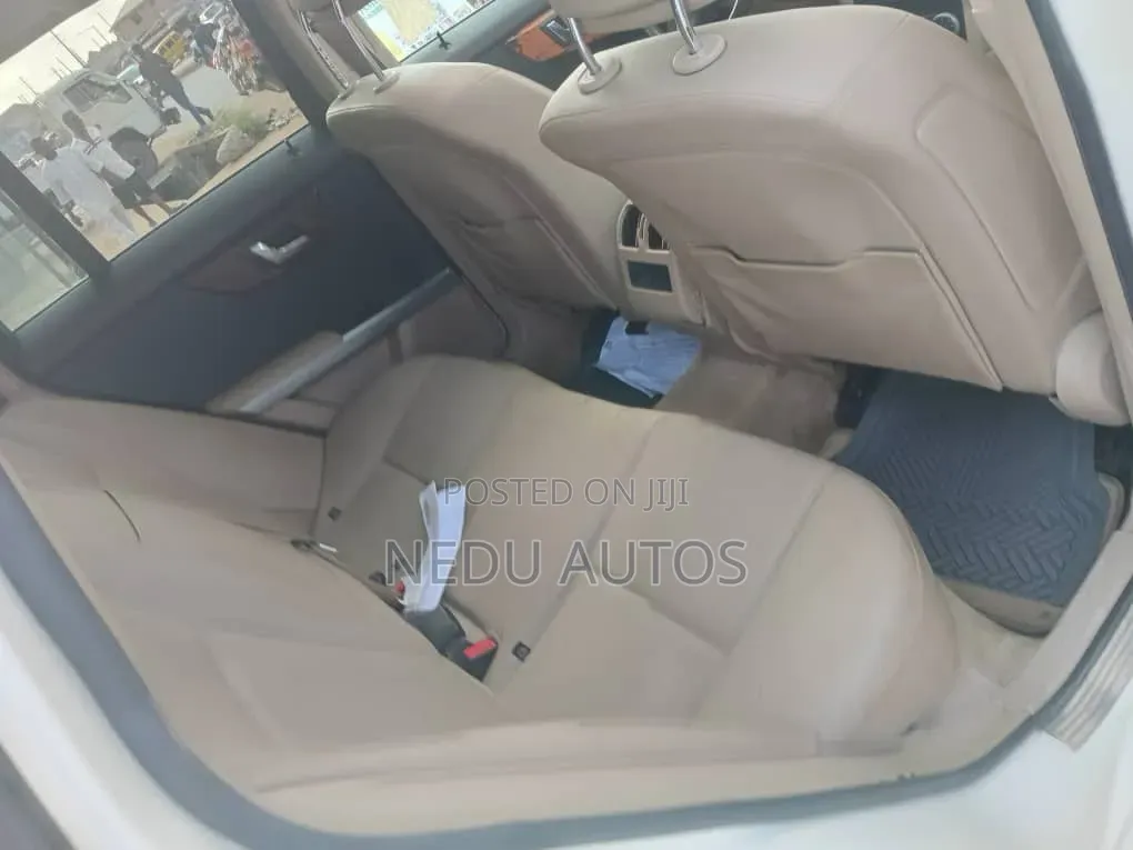 Mercedes-Benz GLK-Class 2010 White