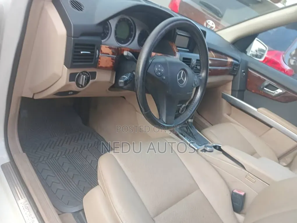 Mercedes-Benz GLK-Class 2010 White