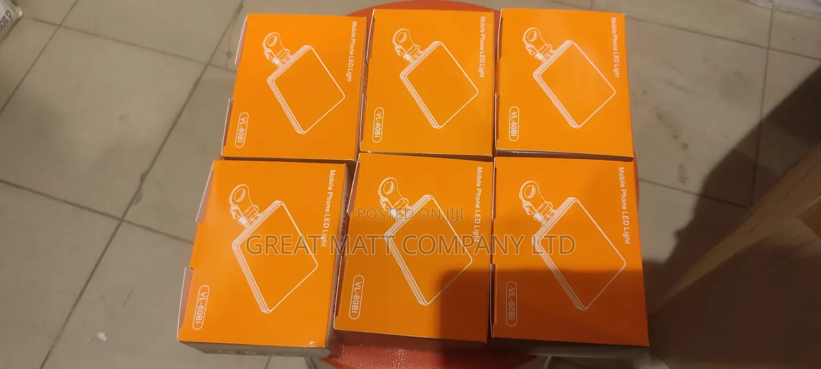 Mobile Phone Influencer Light