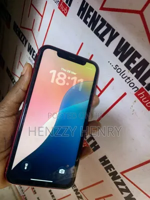 Apple iPhone 11 128 GB Red