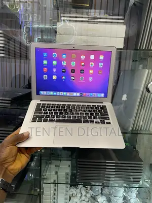 Laptop Apple MacBook Pro 2015 8GB Intel Core i7 SSD 256GB