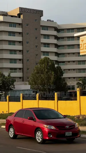 Toyota Corolla 2013 Red