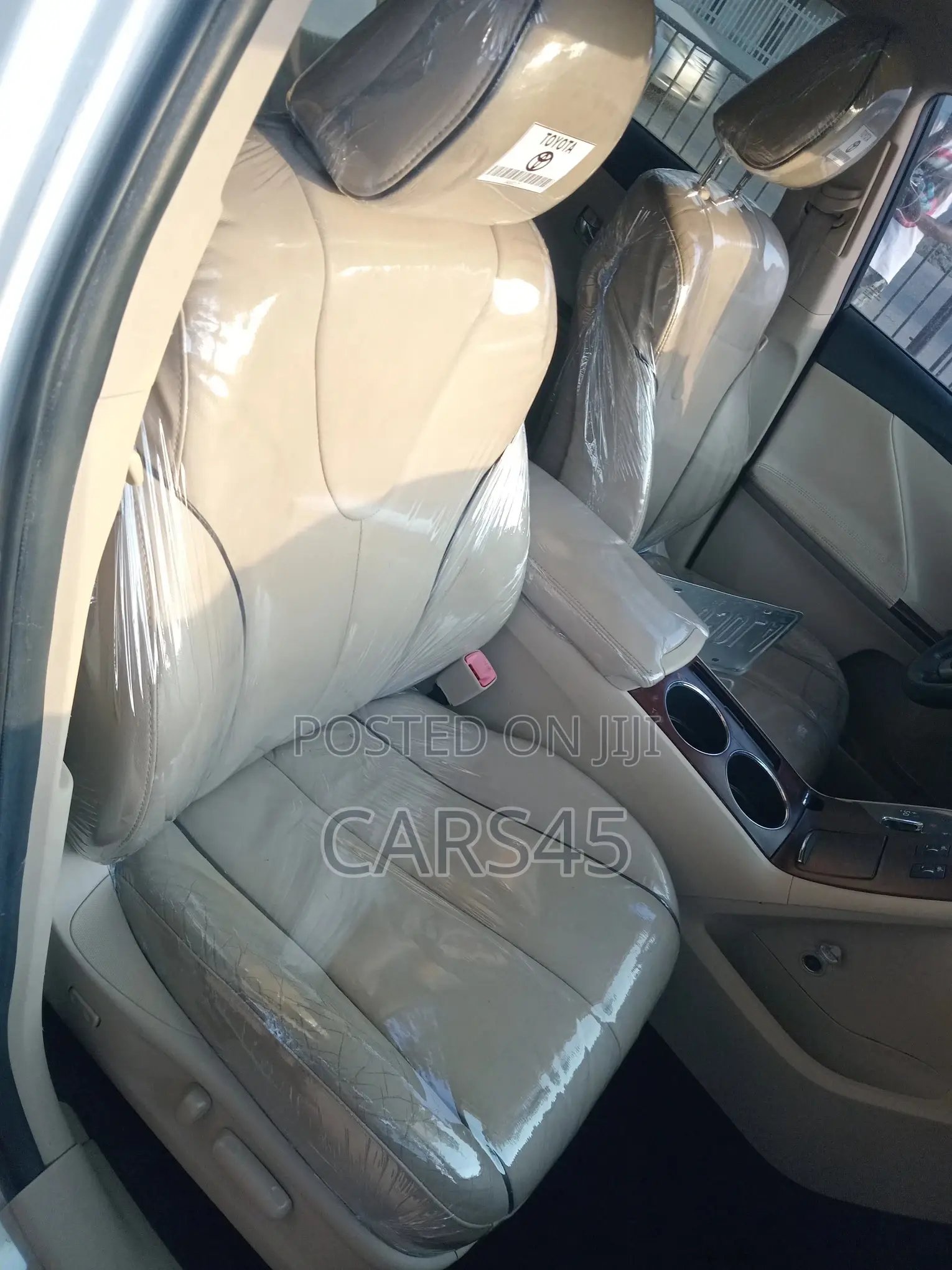 Toyota Venza 2011 White