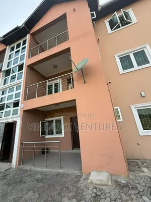 3bdrm Block of Flats in Off Mobil Road Ilaje for rent