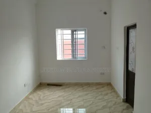 1bdrm Shared Apartment in Vintage Estate, Sangotedo for rent