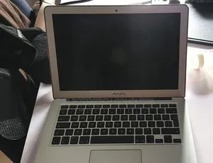 Laptop Apple MacBook Air 2013 4GB Intel Core i5 SSD 128GB
