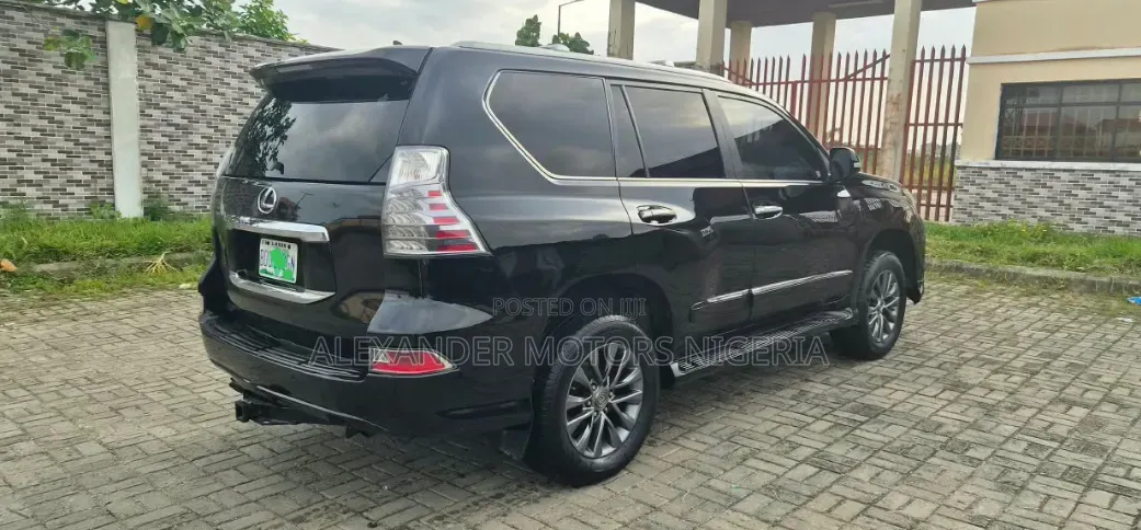Lexus GX 460 2010 Black