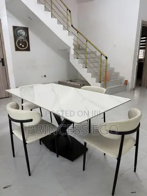 Neatly Used Dining Marble Set