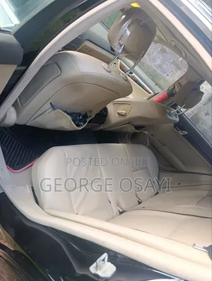 Mercedes-Benz C300 2010 Black