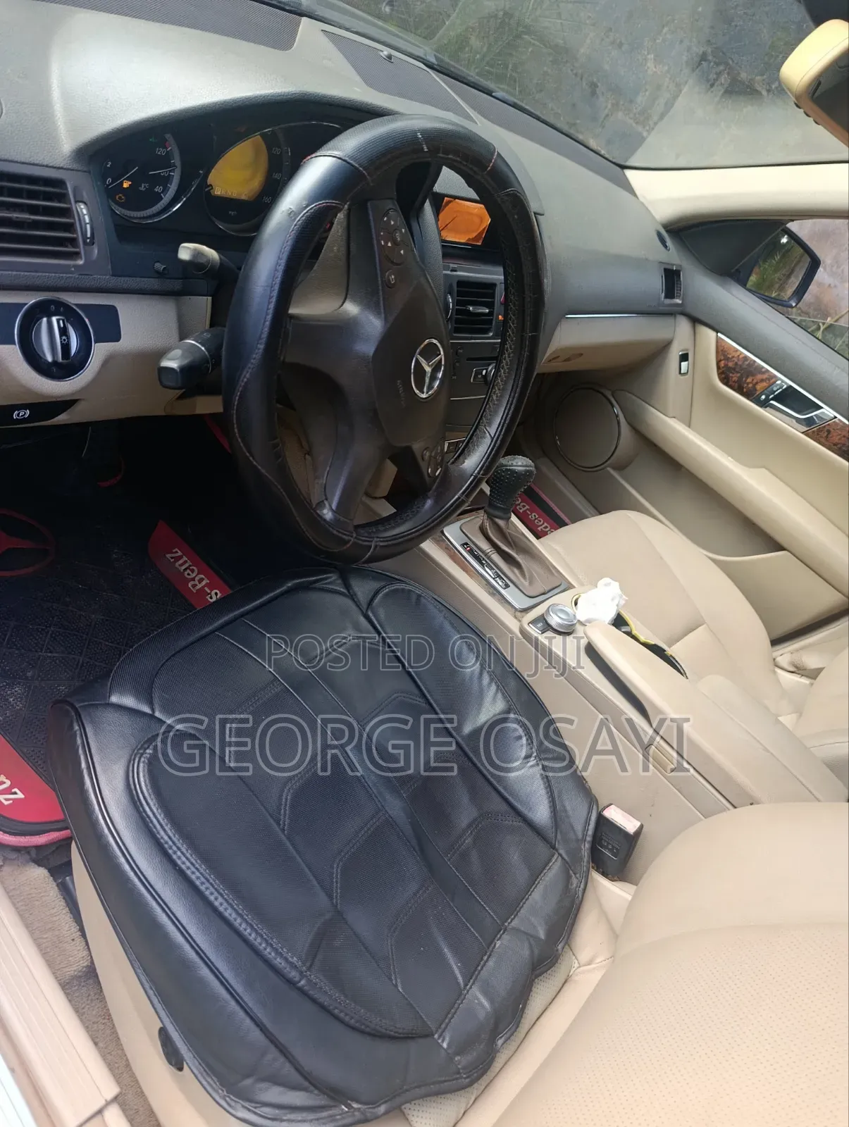 Mercedes-Benz C300 2010 Black