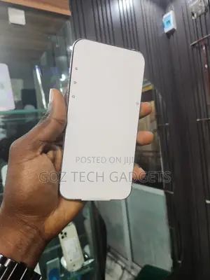 Apple iPhone 16 128 GB Green