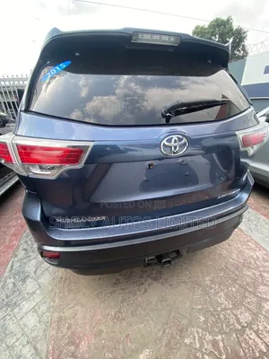 Toyota Highlander Limited 4dr SUV (3.5L 6cyl 6A) 2015 Blue