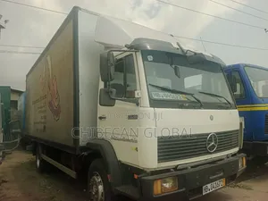 Mercedes Benz 1320 Truck (Foreign Used)