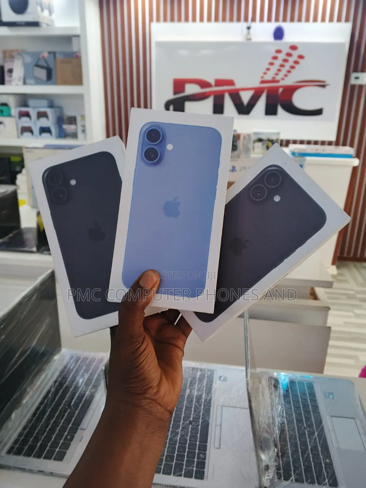 New Apple iPhone 16 256 GB Black