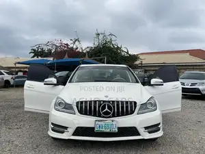 Mercedes-Benz C300 2014 White