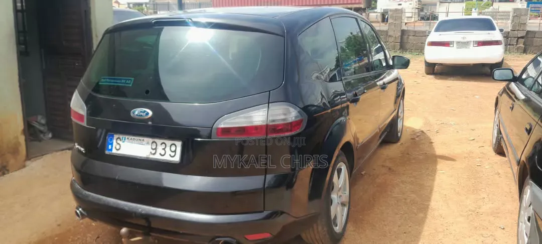 Ford S-Max 2013 Gray
